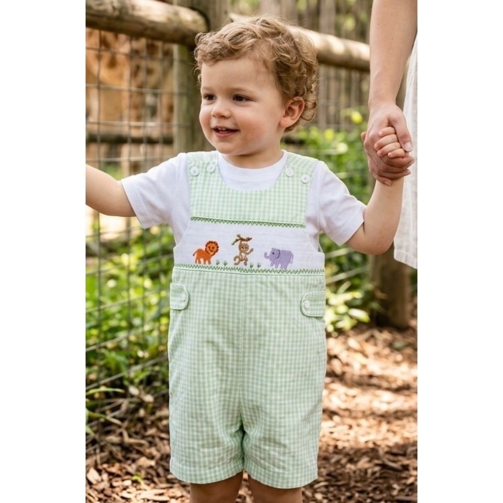 Boys Smocked Seersucker Romper Zoo Safari Animals Size Newborn O/3 Months Mom&Me